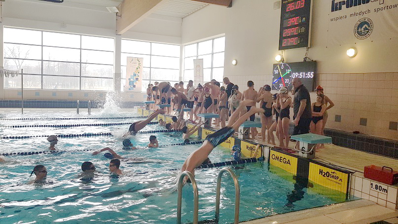 Ponad 120 zawodników walczyło w Szczecinku o tytuł Mistrza Województwa Zachodniopomorskiego w pływaniu
