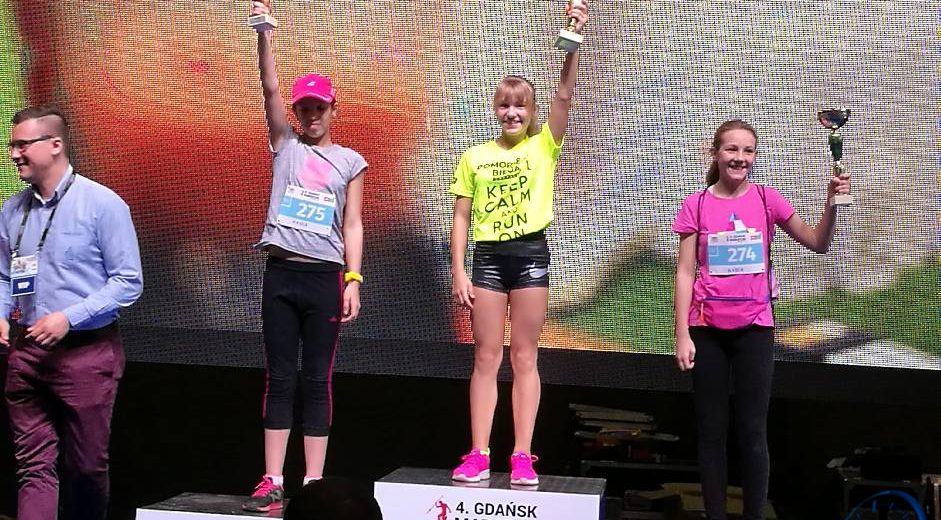 Julia i Daria Baran z MKL Szczecinek na podium w 4. Gdańsk Maratonie
