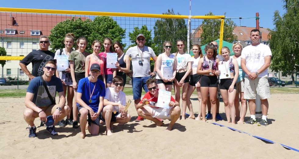 Mistrzostwa Powiatu Szczecineckiego w siatkówce plażowej – IMS