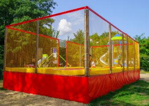 Dzieci mogą już korzystać z Centralnego Placu Zabaw w Szczecinku